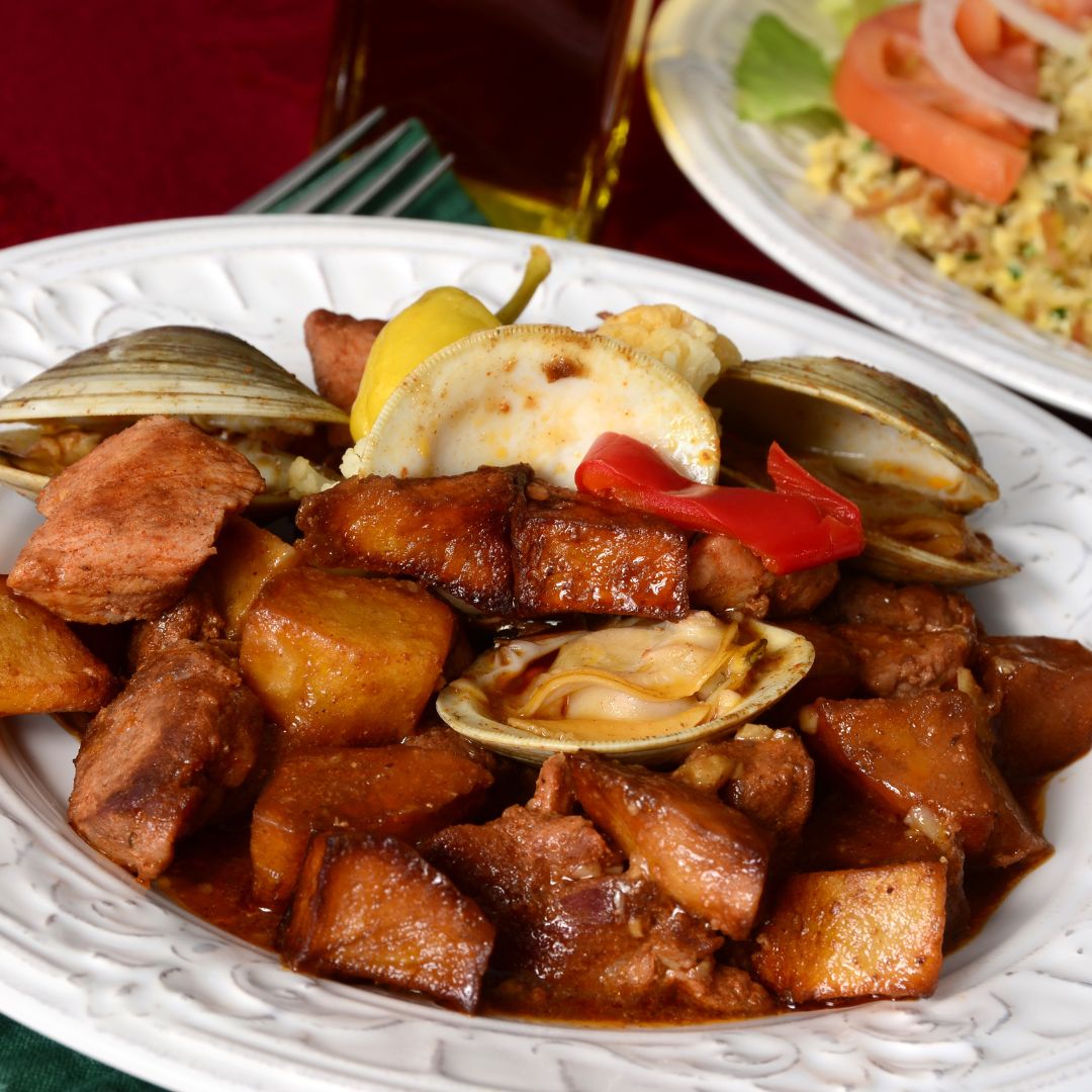 kit Pasteis de Nata-pâtisserie portugaise-cuisine familiale-desserts maison-gastronomie du Portugal-Lisbonne-moules en inox- crème onctueuse-recette facile-pâtisserie traditionnelle-expérience culinaire-activité familiale-week-end gourmand-cadeau gourmand-souvenir culinaire-recette de Pasteis-sucre doux-cannelle épicée-sachet préparation-dessert traditionnel-pâtisserie dorée-création maison-recette simplifiée-petits chefs-pâtisserie DIY-dessert portugais-cuisine à domicile